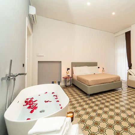 La Piazza Suite Neapol Zewnętrze zdjęcie